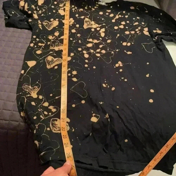 LUXURY JONES Splotched T-Shirt - Picture 10 of 10